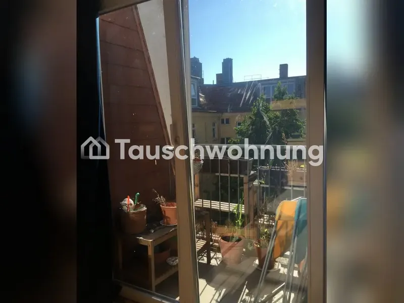Tauschwohnung: 2 Z. Whg mit 2 Balkonen gegen 2 Z. mit Garten/-Nutzung Fhain — photo 1